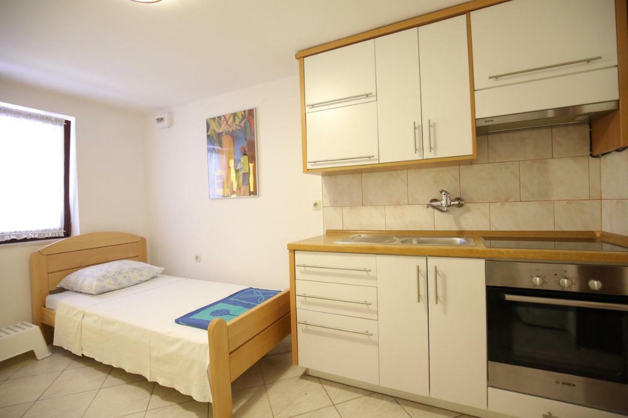 Apartments Paleka Petrčane Zewnętrze zdjęcie