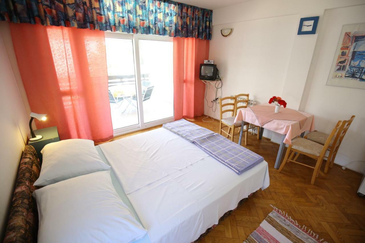 Apartments Paleka Petrčane Zewnętrze zdjęcie