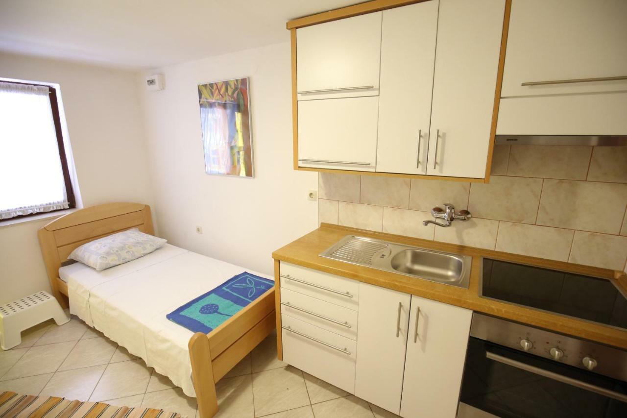 Apartments Paleka Petrčane Zewnętrze zdjęcie