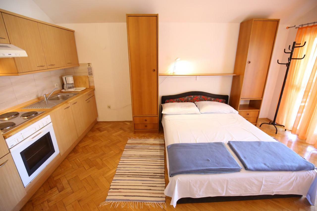 Apartments Paleka Petrčane Zewnętrze zdjęcie