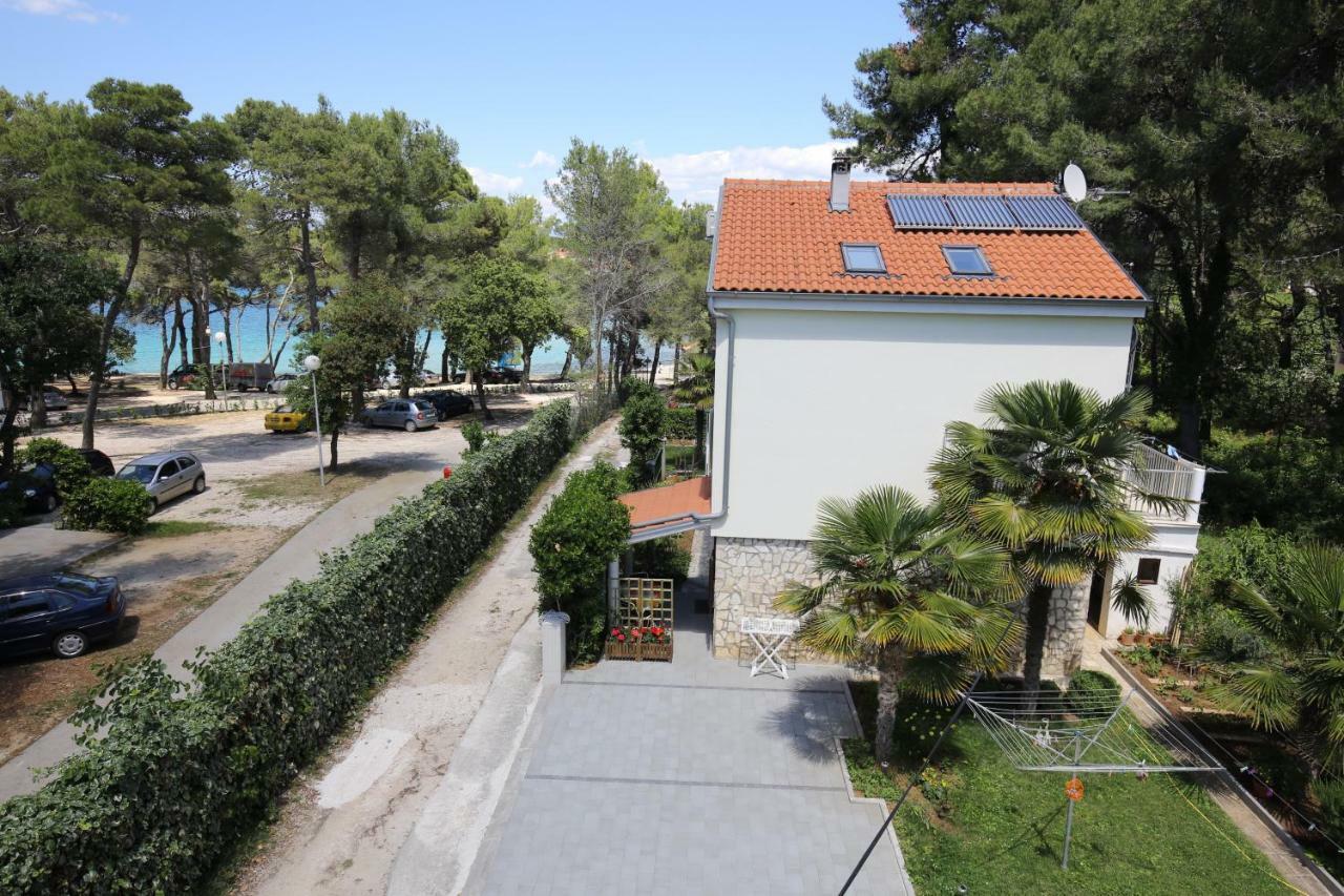 Apartments Paleka Petrčane Zewnętrze zdjęcie