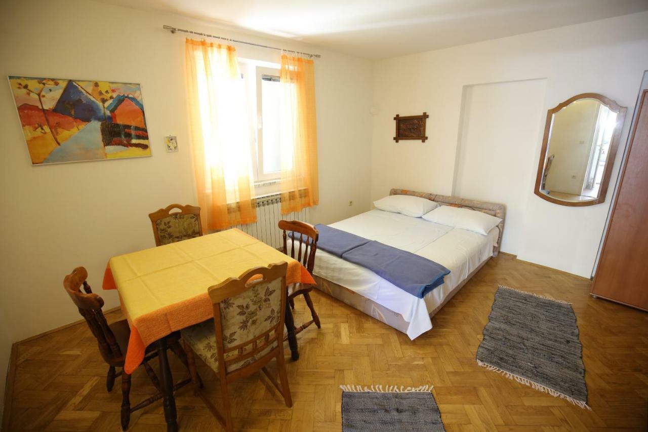 Apartments Paleka Petrčane Zewnętrze zdjęcie